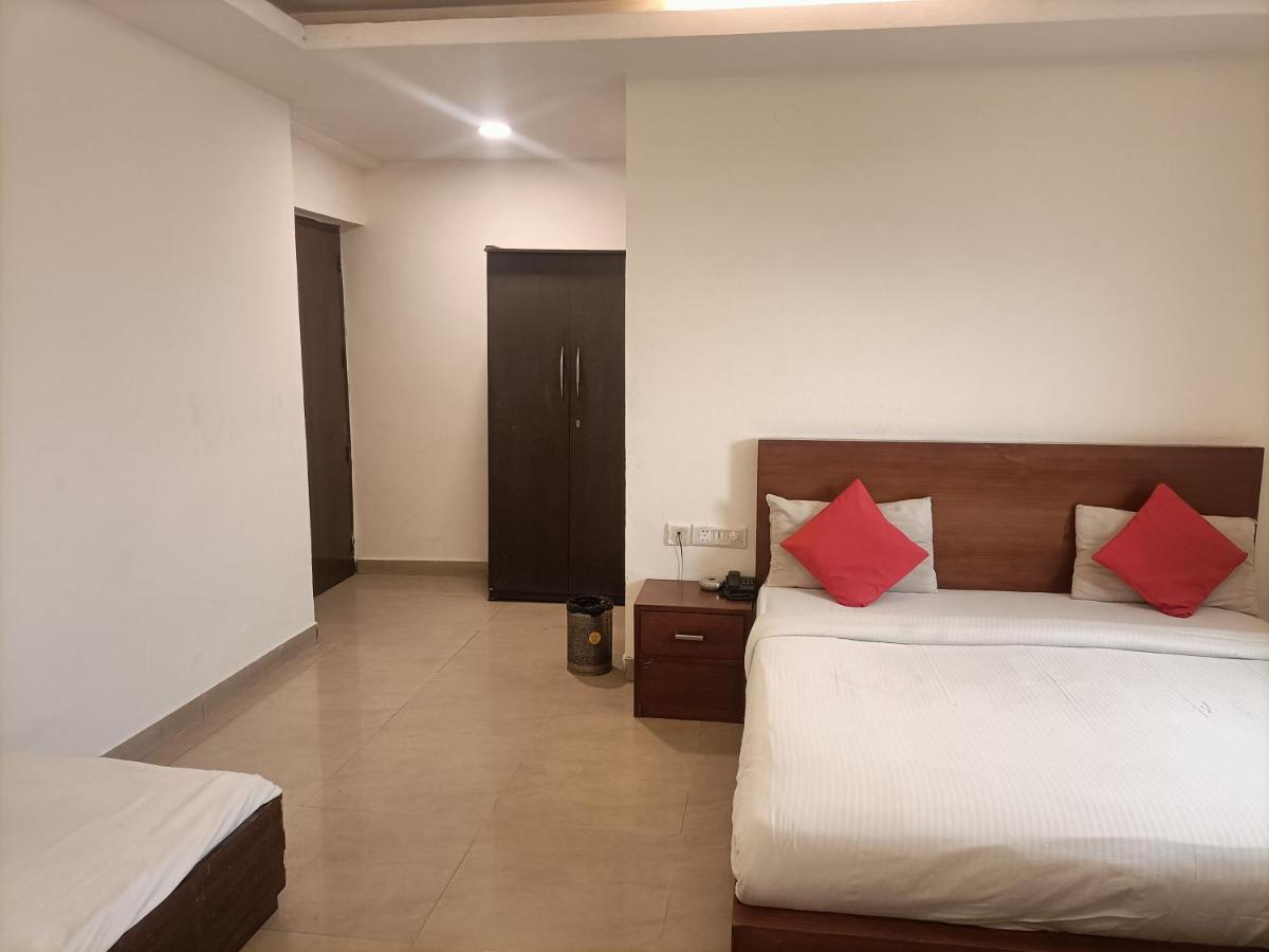 Hotel Star Light New Delhi Exterior photo