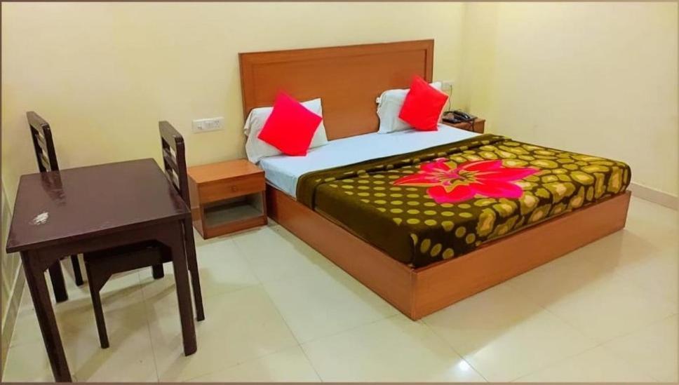 Hotel Star Light New Delhi Exterior photo